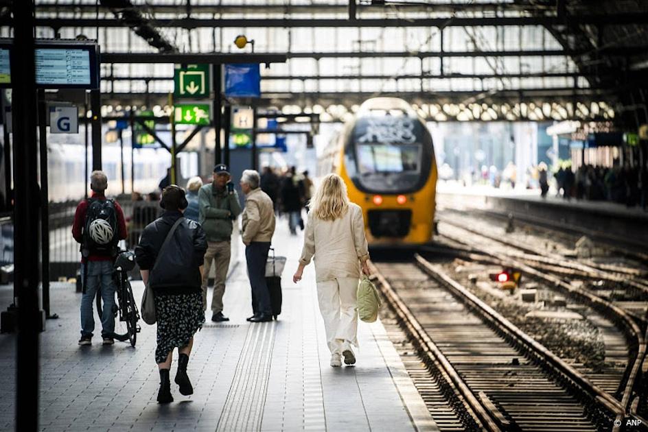 Vanaf Amsterdam Centraal Station rijden bijna alle treinen weer