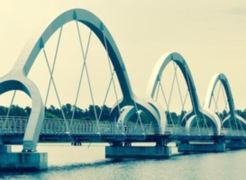 Fietsbrug uit Groningen krijgt een tweede leven in Drenthe