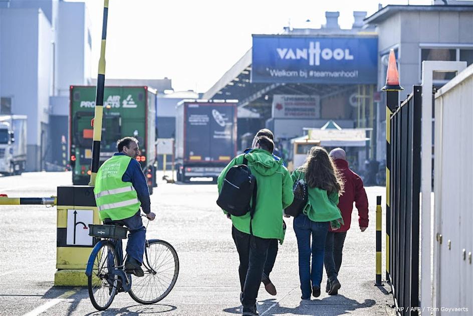 Belgische bussenbouwer Van Hool neemt afscheid van helft van personeel