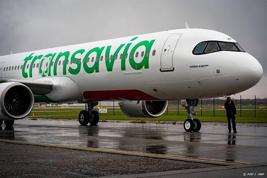 Vliegtuig Transavia richting Eindhoven omgekeerd door rookmelding