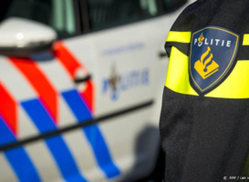 A27 richting Breda hele ochtend dicht door ongeval met meerdere auto's