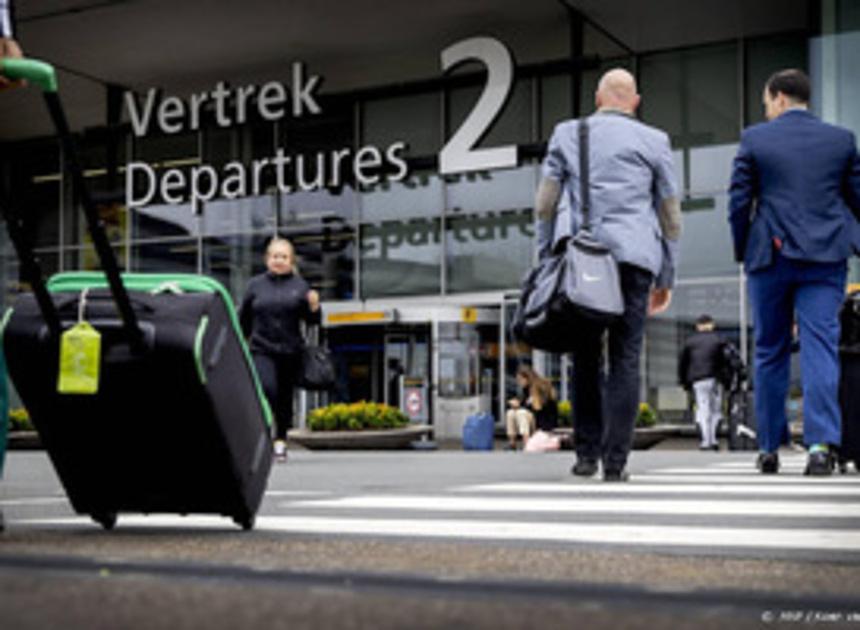Overstappers op Schiphol kunnen bij KLM weer ruimbagage meenemen