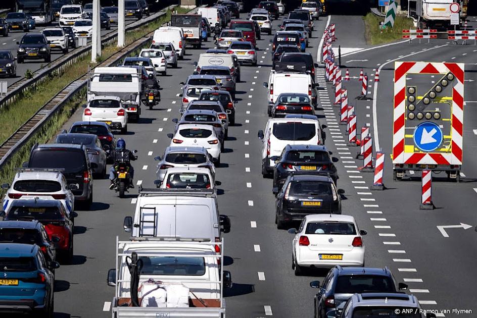 Hemelvaartsdrukte op wegen houdt aan