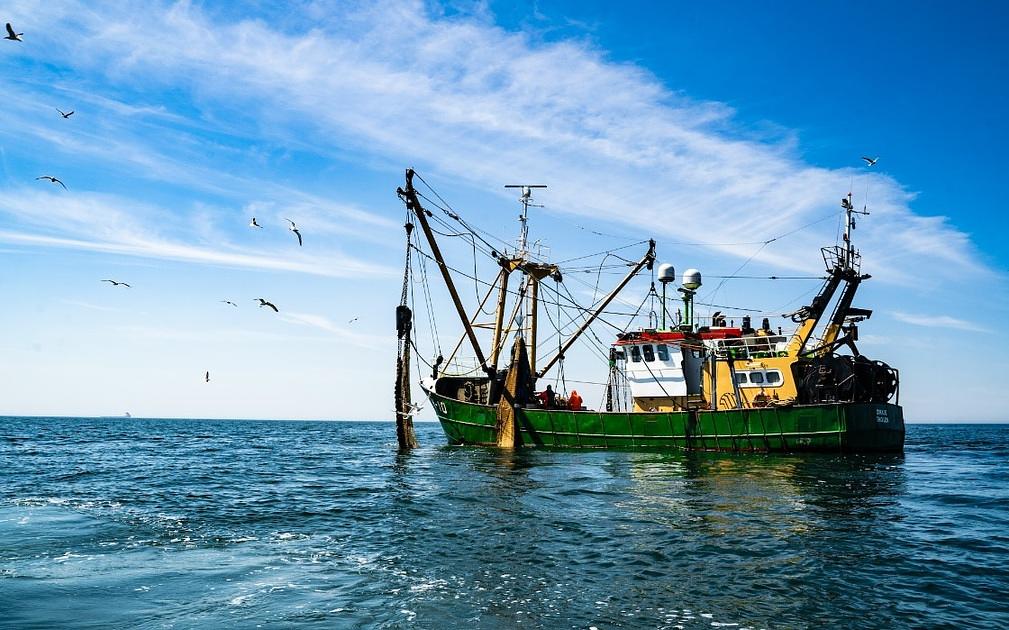 Geldboetes voor vissers en andere schippers die veiligheidszones Noordzee schenden