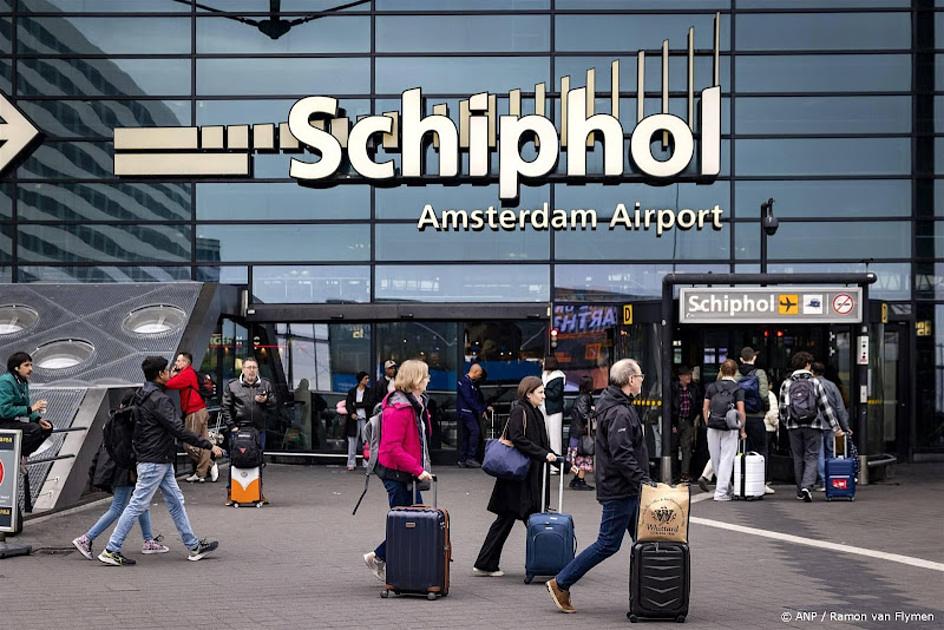 Luchtvaartsector naar bestuursrechter om krimp Schiphol