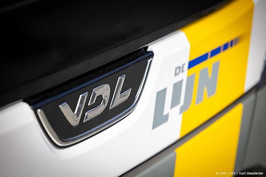VDL en Schmitz Cargobull nemen bussenfabriek Van Hool over