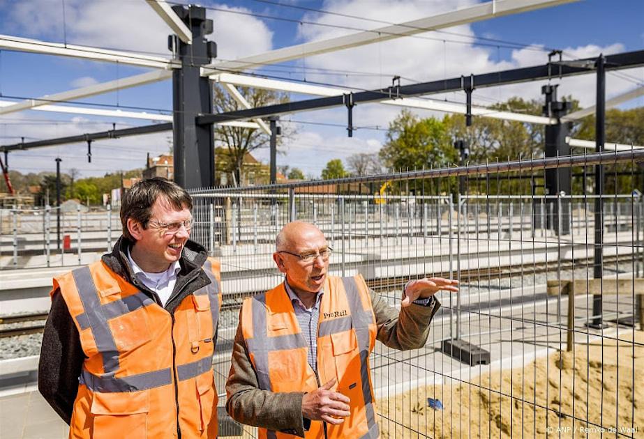 Gloednieuw NS-station Ede-Wageningen in gebruik genomen