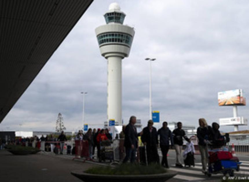 Schiphol gaat maandag weer een drukke dag tegemoet 