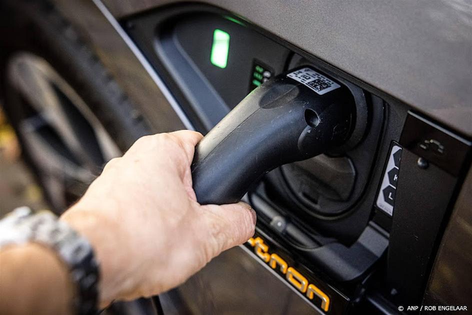 'Kabinet maakt elektrische auto minder aantrekkelijk'