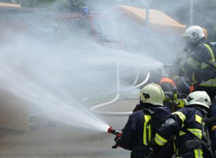 Ondanks flinke brand bij haven Mannheim waterkwaliteit Rijn niet in gevaar