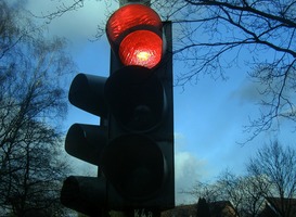 Minder wachten voor het stoplicht met wachtrijvoorspeller