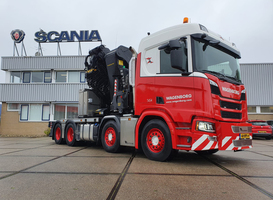 Wagenborg neemt drie nieuwe Scania kniktelescoopkranen in gebruik
