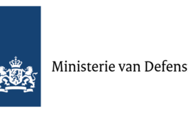 Defensie toont interesse in personeel van KLM en IHC; overleg is gaande