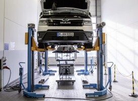 Werkplaatsen MAN Truck & Bus klaar voor onderhoud e-mobiliteit