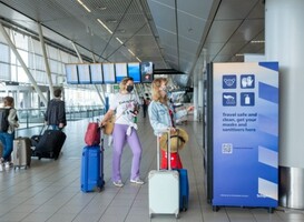 Passagiersvluchten Schiphol blijven teruglopen, wel meer vrachtvluchten