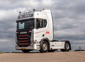 Van den Berg Transport kiest voor Scania R450