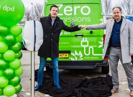 Pakketbezorger DPD lanceert elektrische bussen in Amsterdam en Haarlem