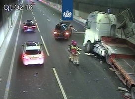 Coentunnel (A10) dicht door ongeluk