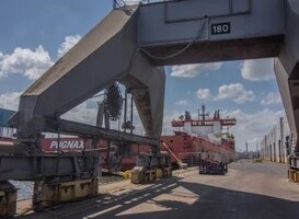  Overslag Amsterdamse haven daalt in 2020 door energietransitie en corona      