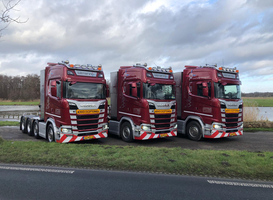 Scania 650S 8x4 trekkers voor vervoersbedrijf Van de Wetering