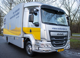 Sent Waninge levert DAF LF Bakwagen aan Vos Banket