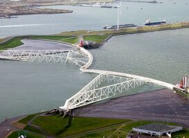 Havenbedrijf en gemeente spelen in op zeespiegelstijging in de haven