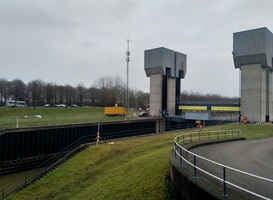 Duwvaartkolk Prinses Irenesluis langdurig gestremd door werkzaamheden