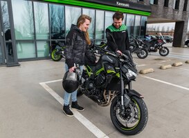 Kawasaki Benelux en MotoShare lanceren Kawasaki Rent