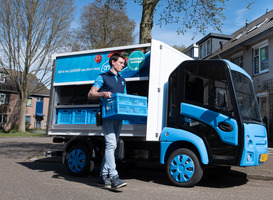 Albert Heijn zet elektrische minibusjes in voor het bezorgen van boodschappen