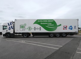 Albert Heijn test vol-elektrische koeltrailer voor emissievrije bevoorrading