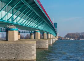 Haringvlietbrug komend weekend dicht, vanaf maandag 50 km/h