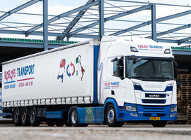 Roelofs Transport neemt vier nieuwe LNG-trucks in gebruik