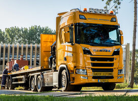 Kranenbedrijf M.J. van Riel schaft Scania’s aan voor exceptioneel transport
