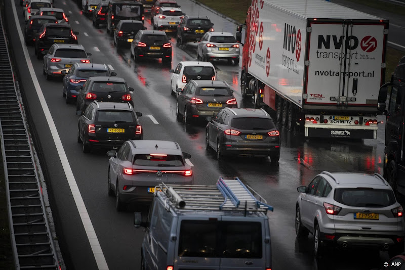 Gladheid niet hoofdzakelijk reden voor drukke ochtendspits