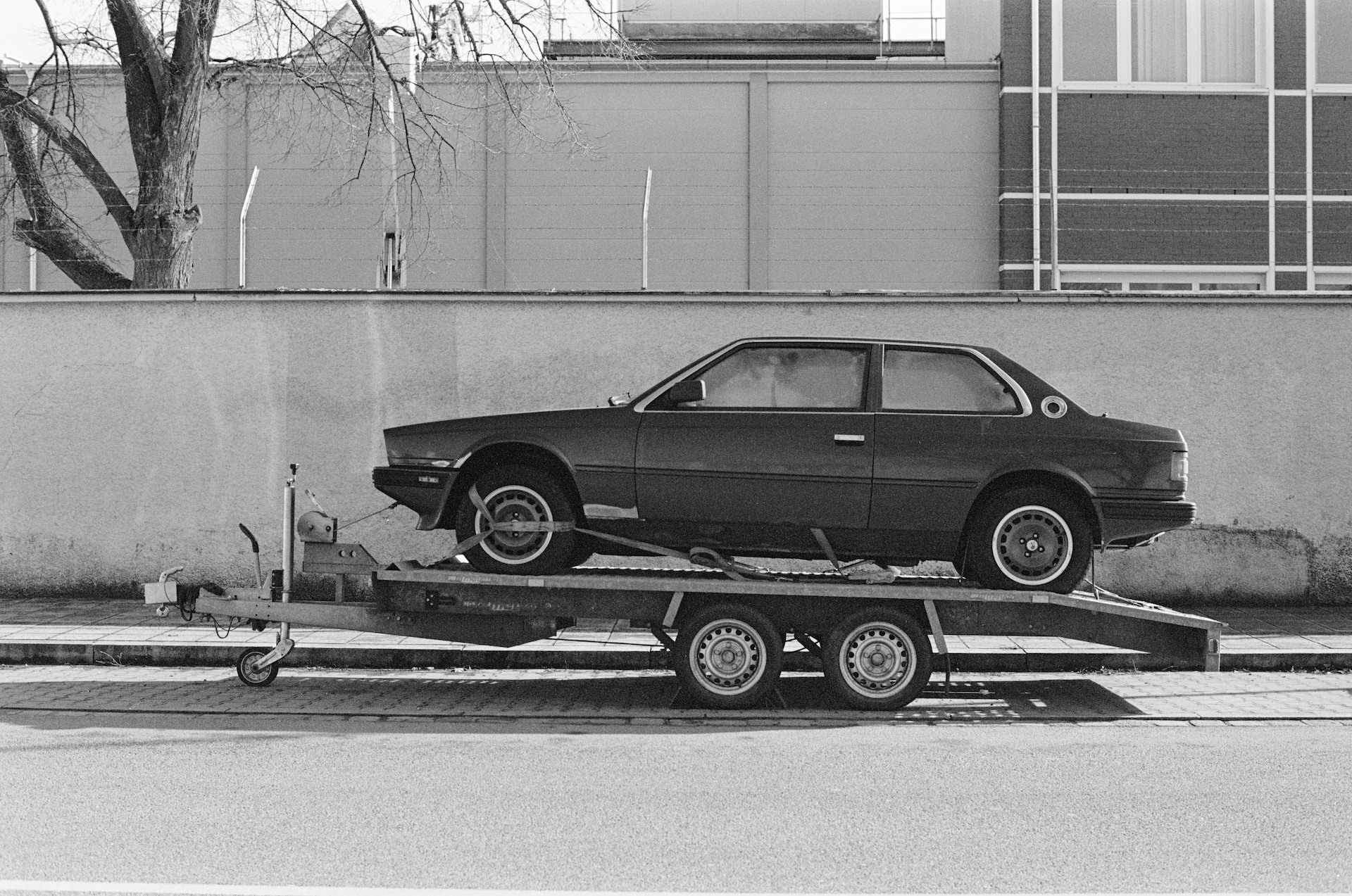 Transport van een oldtimer auto