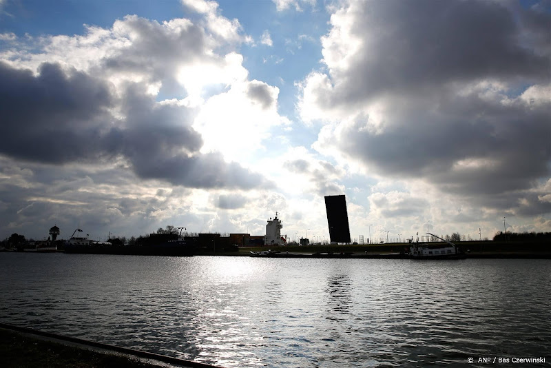 Laatste deel Middensluis in Terneuzen volgende week opgeblazen
