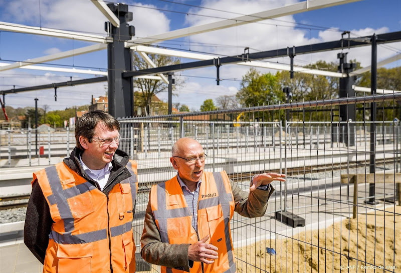 Gloednieuw NS-station Ede-Wageningen in gebruik genomen