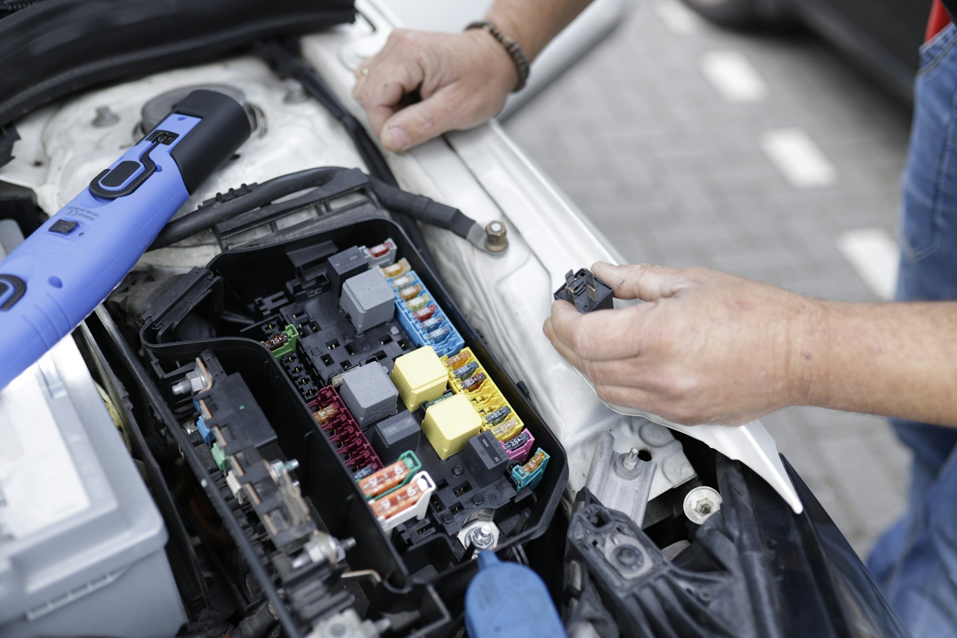 Stakingen in autosector breiden uit: Utrechtse werknemers leggen werk neer
