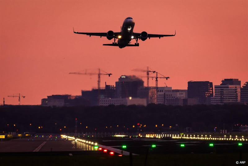 Luchtvaart en Staat nog altijd oneens over krimpplannen Schiphol