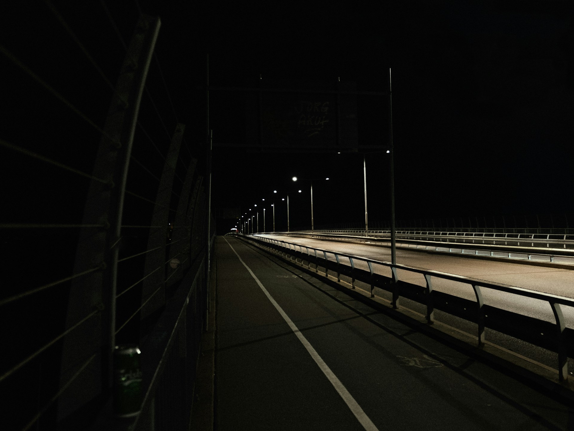 Onderzoek Rijkswaterstaat: 13 bruggen en viaducten met verhoogd risico op haarscheurtjes door corrosie