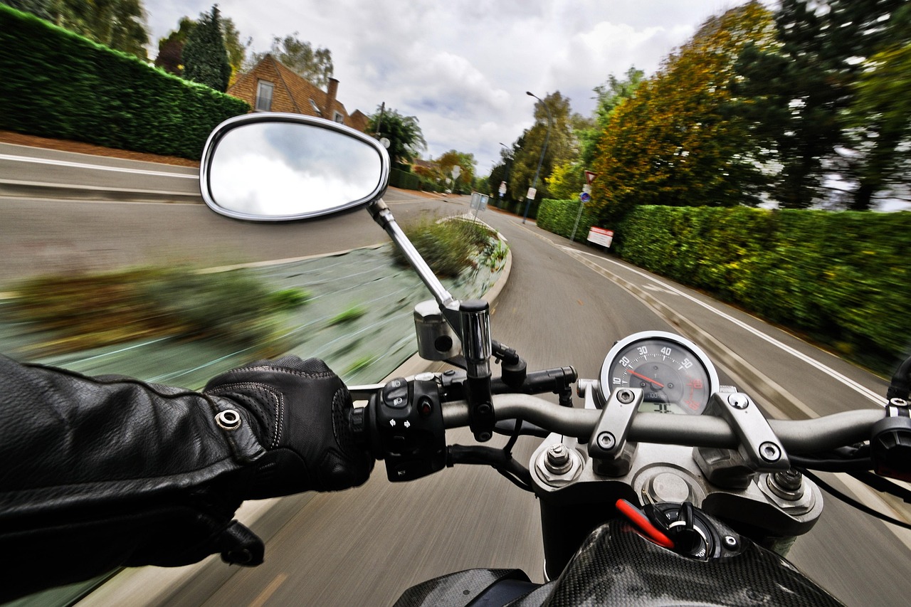 Vernieuwde Tour de TT voor motorrijders en fietsers geopend