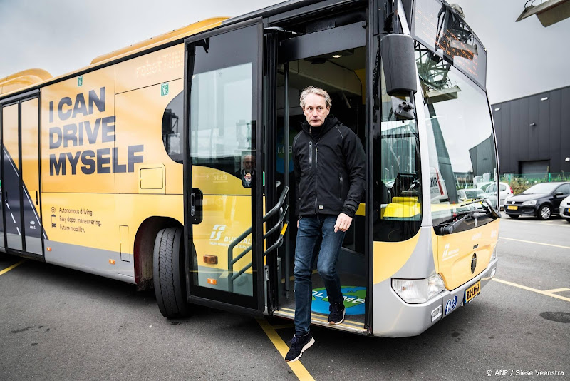 Zelfrijdende bus gaat op drie plekken in Nederland proefrijden